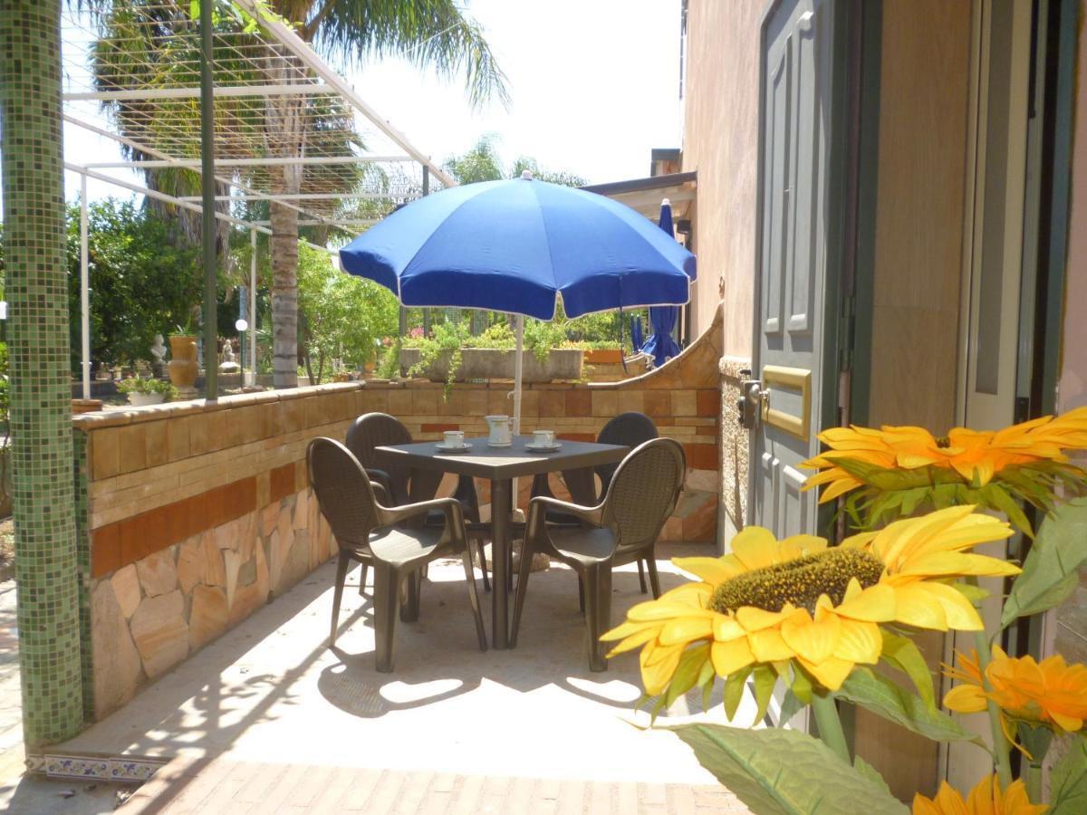 Holiday Maison Villa Arci Giardini Naxos Ngoại thất bức ảnh