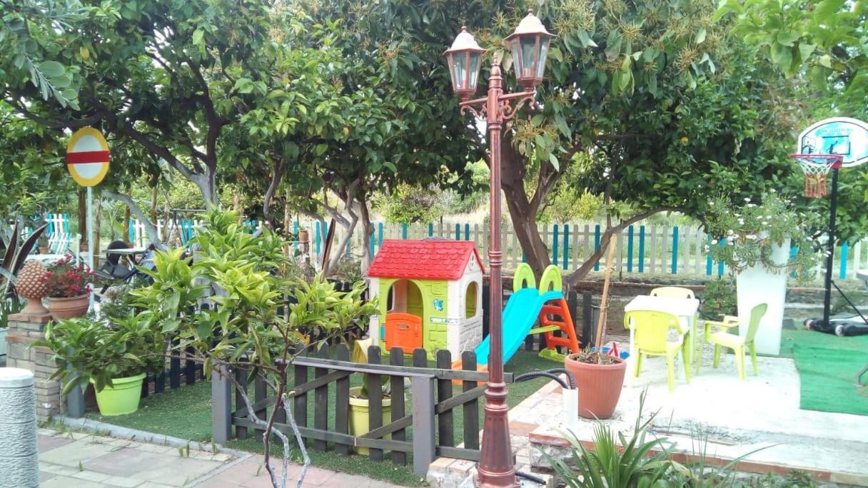 Holiday Maison Villa Arci Giardini Naxos Ngoại thất bức ảnh