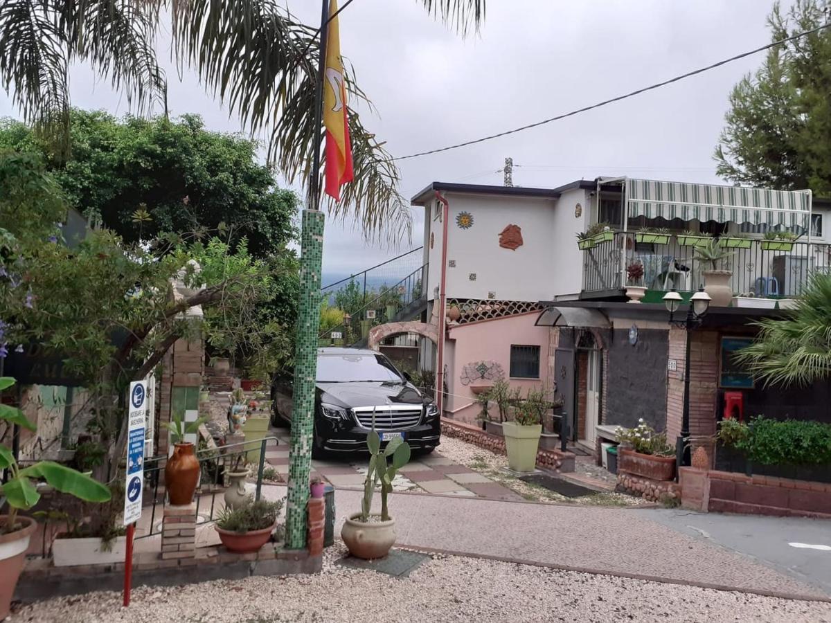 Holiday Maison Villa Arci Giardini Naxos Ngoại thất bức ảnh