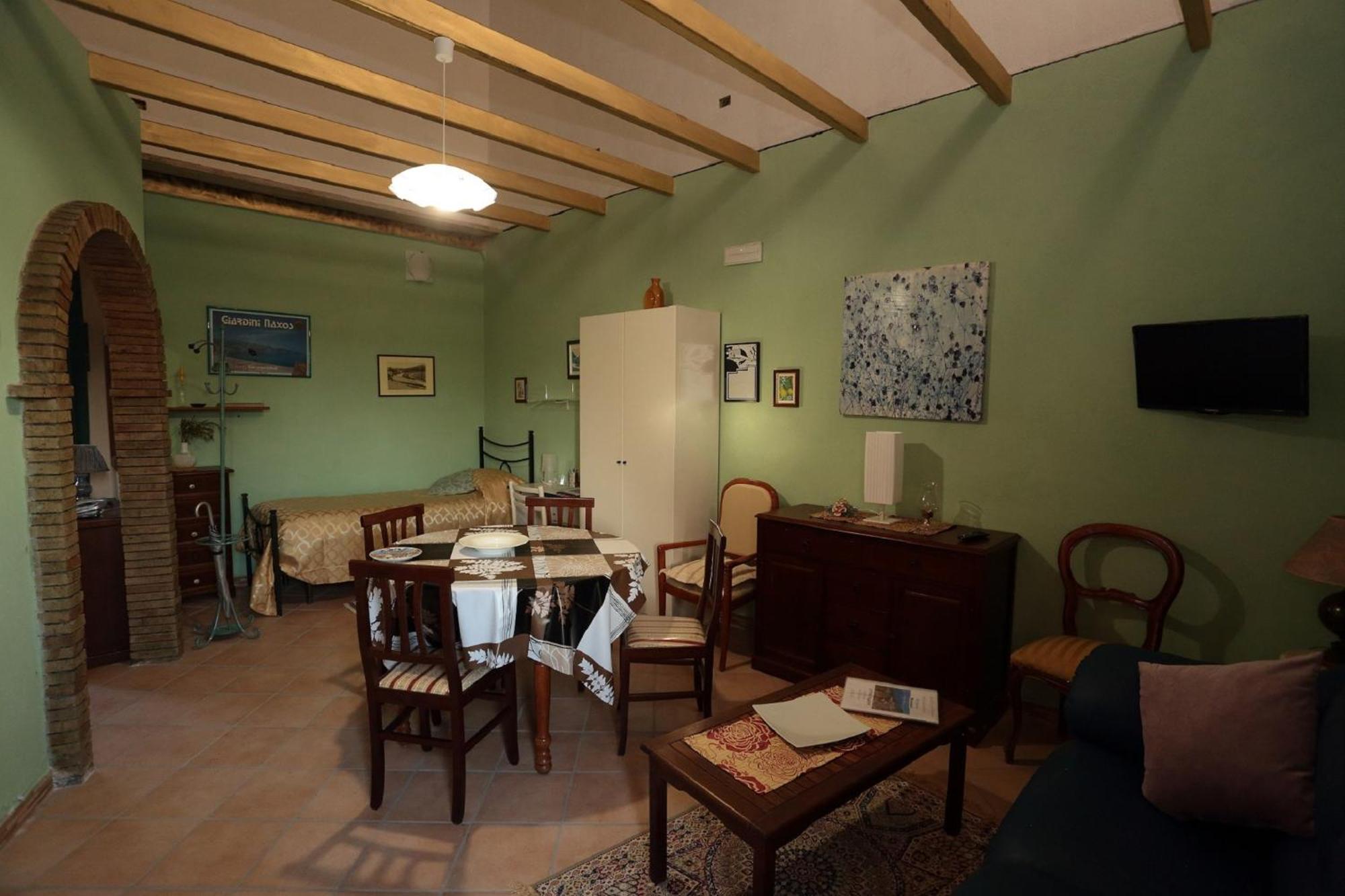 Holiday Maison Villa Arci Giardini Naxos Ngoại thất bức ảnh