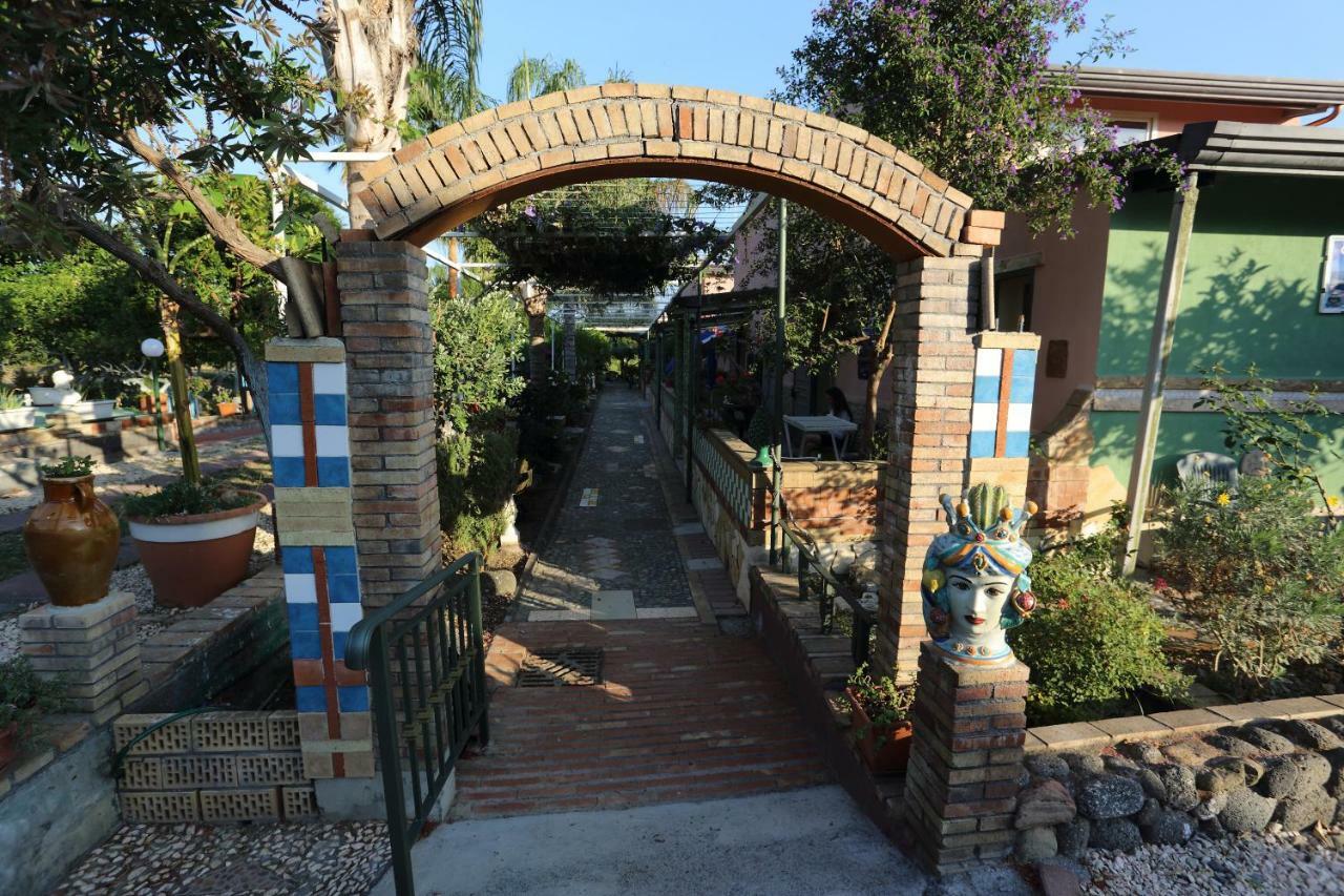 Holiday Maison Villa Arci Giardini Naxos Ngoại thất bức ảnh